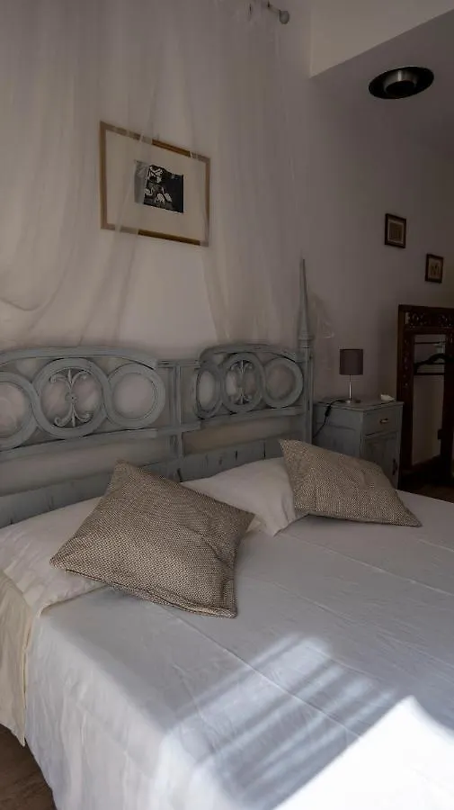 Beautiful Floral Apartment On Navigli Mailand 0*,